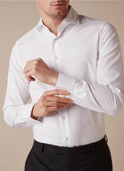 Business casual profumuo overhemd wit
